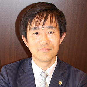 弁護士　寺山 竜介